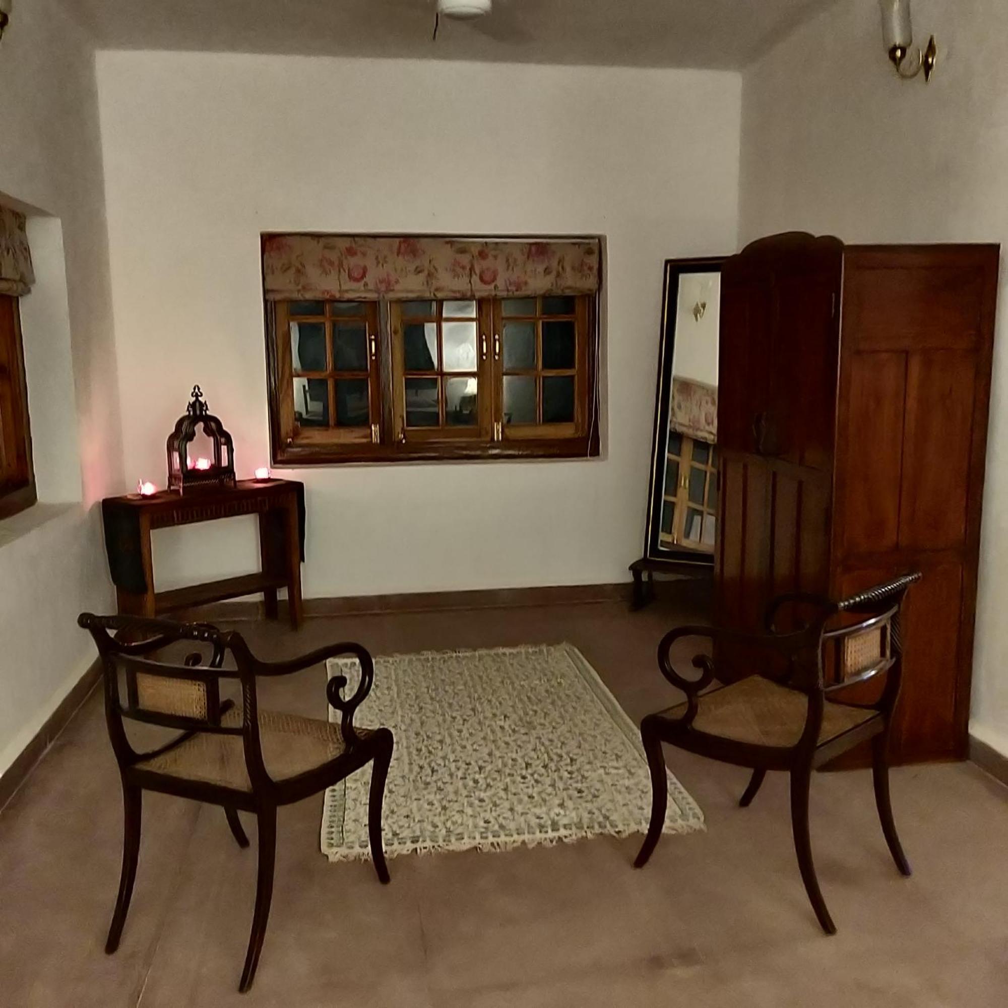 Chandera Kothi オルチャ エクステリア 写真